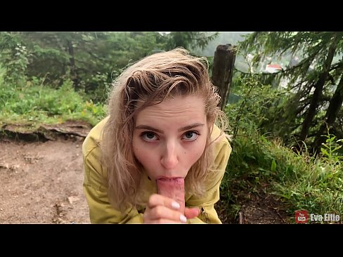 ❤️ Girl swallows cum sawise bukkake umum - Eva Elfi ❤ Seks kualitas ing kita